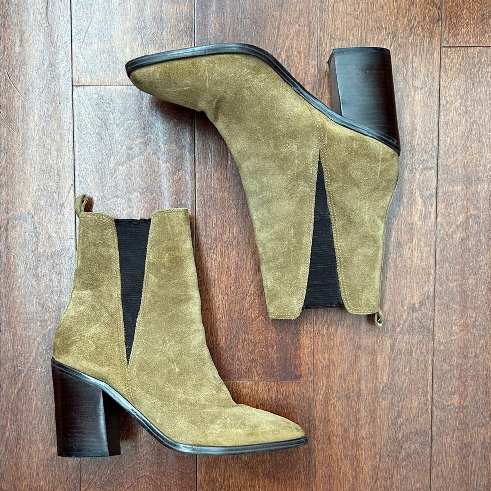 Marc Fisher Kristie Bootie in Brown Suede, Retro Square Toes, Size 8